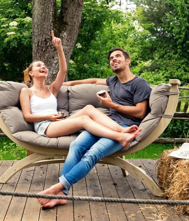 Диван из дерева лиственницы «Каравелла» от производителя WoodWave