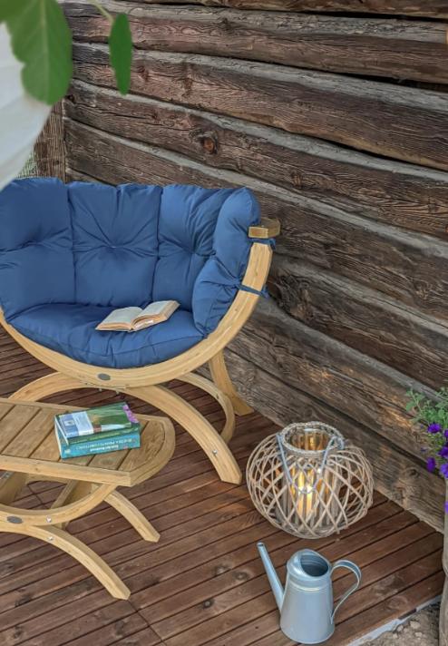 Столик «Бемби» из дерева лиственницы от производителя WoodWave